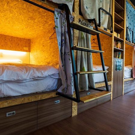 Hostel Alley Inn -桃園民宿075 Thị trấn Đại Khê Ngoại thất bức ảnh